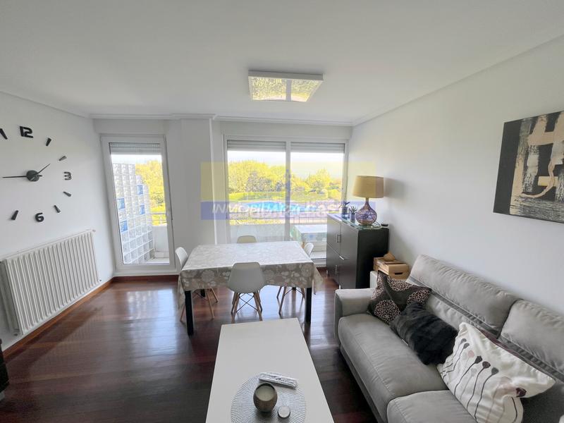 Foto f8f14b5f-3168-4a05-9f50-0fc8187a3edf. Alquiler piso  de alquiler de 3 habitaciones cerca del Centro en castro urdiales. en Castro - Urdiales