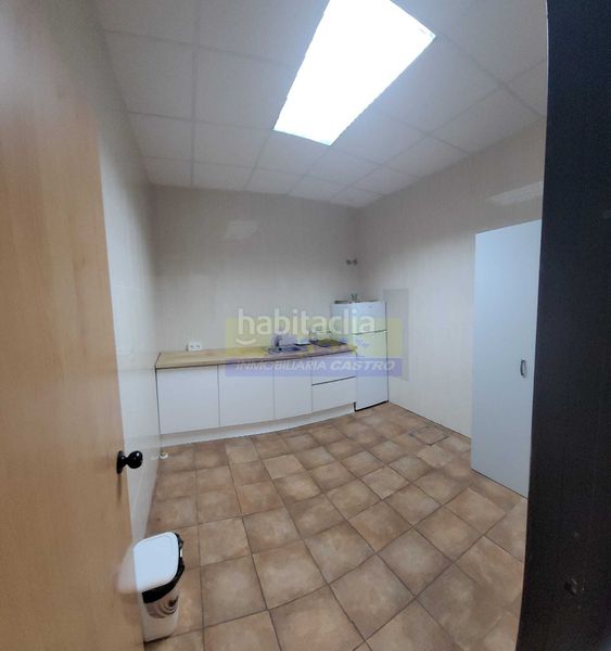 Foto b53a7c56-d885-46b4-b799-4a597b9b6e49. Location bâtiment à usage industriel dans Samano Castro - Urdiales
