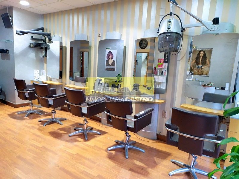 Foto fd667181-569b-42ab-8cc0-51e3b3de95b0. Lloguer local comercial a Centro Castro - Urdiales