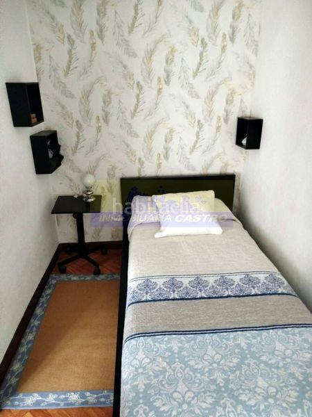 Foto 2f36fa1c-0c5b-4658-b891-e844dafb9eae. Casa aparellada a Otañes-Talledo Castro - Urdiales