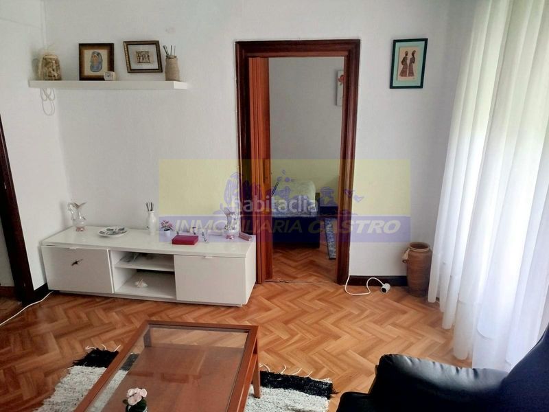 Foto 84ab8407-3621-427f-ae1b-e2fbcb241e57. Casa aparellada a Otañes-Talledo Castro - Urdiales