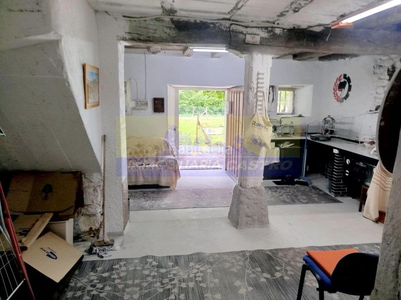 Foto 903ef2b1-df6e-4b2b-8ef0-415339597561. Casa aparellada a Otañes-Talledo Castro - Urdiales