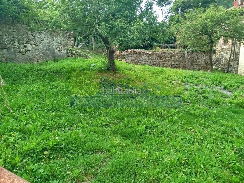 Foto a661d4b1-e01f-45d6-9437-7b1a11212d84. Casa aparellada a Otañes-Talledo Castro - Urdiales
