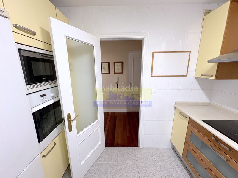 Foto 402a156b-634b-4f2e-a74d-eb30f4f3fc18. Rent flat in Centro Castro - Urdiales