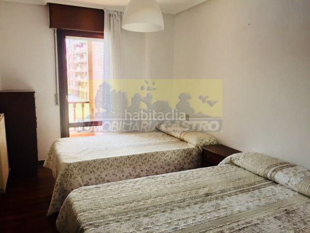 Foto 88feb6fc-abf2-4d06-93d8-c557dbfe9cfb. Rent flat with heating parking pool in Brazomar Castro - Urdiales