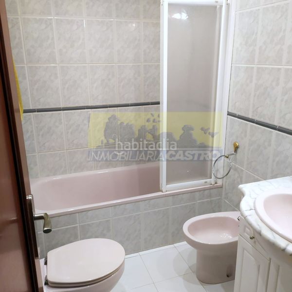 Foto b32eacfb-9a56-4a56-a3f6-1ee561a9684e. Rent flat with heating pool in Brazomar Castro - Urdiales