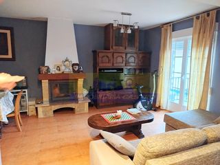 Chalet en Ori��n- Allendelagua. Chalet individual en saltizones