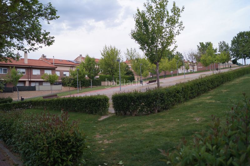 Foto 7c048c68-ccfa-4e5f-92be-4d4ab1b15699. Casa adossada amb aparcament a Aguas Vivas Guadalajara