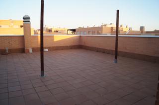 Pis  Calle encina