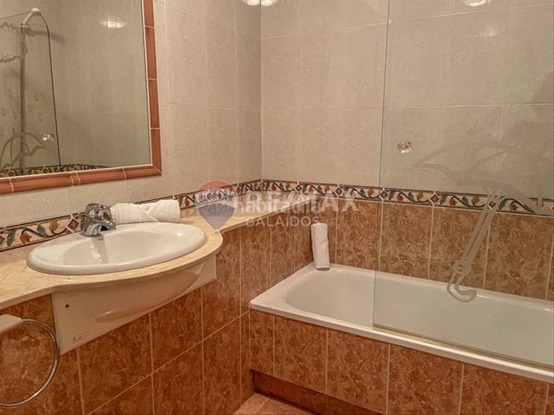 Foto 152ac277-5768-4b9e-a464-839aed3f2235. Chalet con riscaldamento parcheggio in Baiona