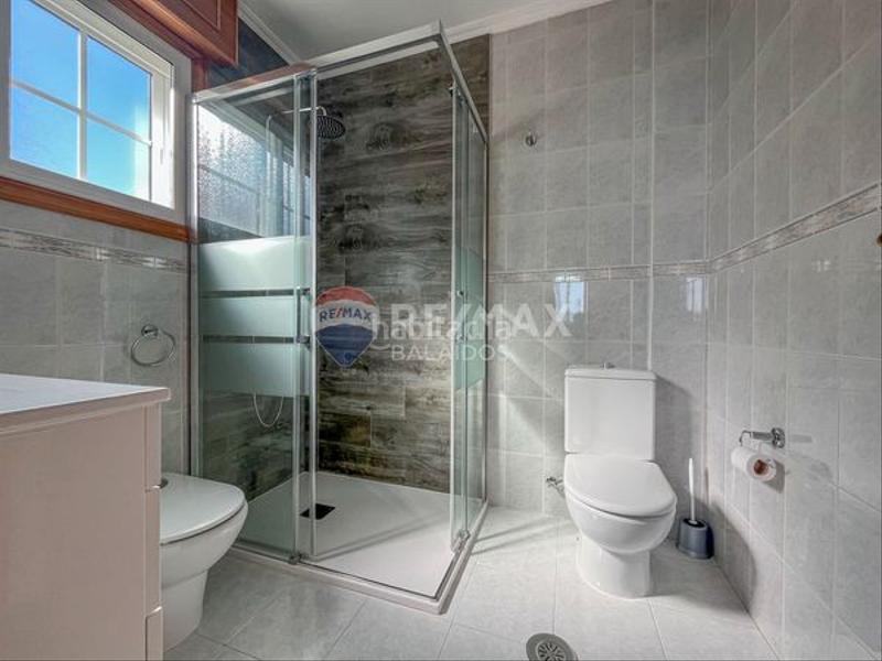 Foto 21a20f5c-c8b7-4682-a6a9-d66930ed9b65. Chalet con riscaldamento parcheggio in Baiona