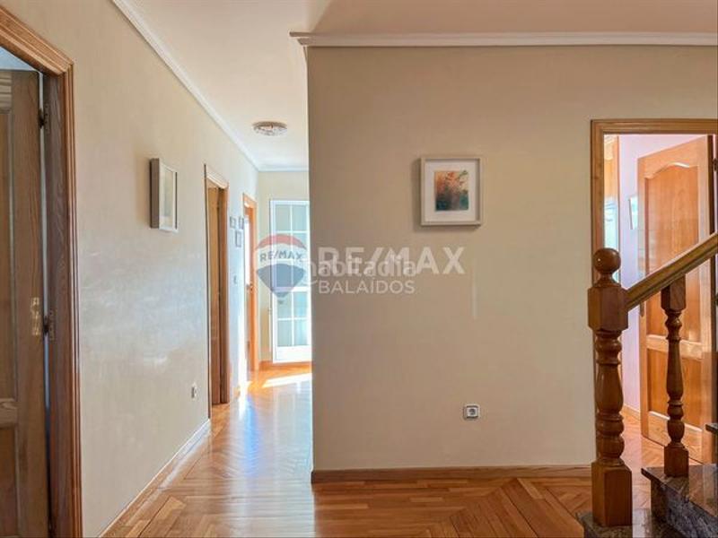Foto b04b15b4-c972-467a-b8cc-8ef381541787. Chalet con riscaldamento parcheggio in Baiona