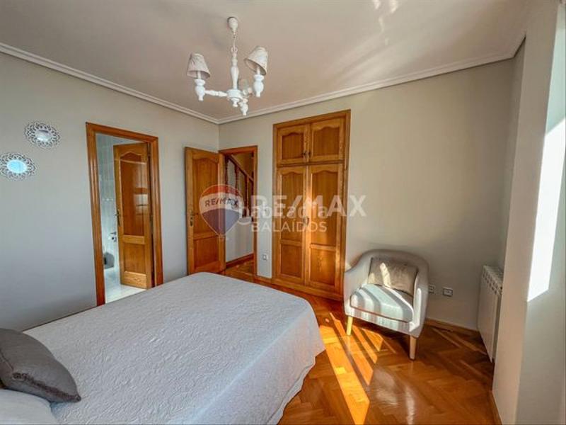 Foto e8afe163-7d49-4993-ac81-72962a3dfbbc. Chalet con riscaldamento parcheggio in Baiona