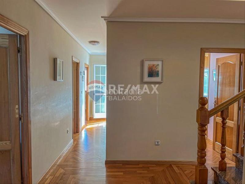 Foto ec43e05f-7648-4be2-8c9e-ee875e52ff5c. Chalet con riscaldamento parcheggio in Baiona