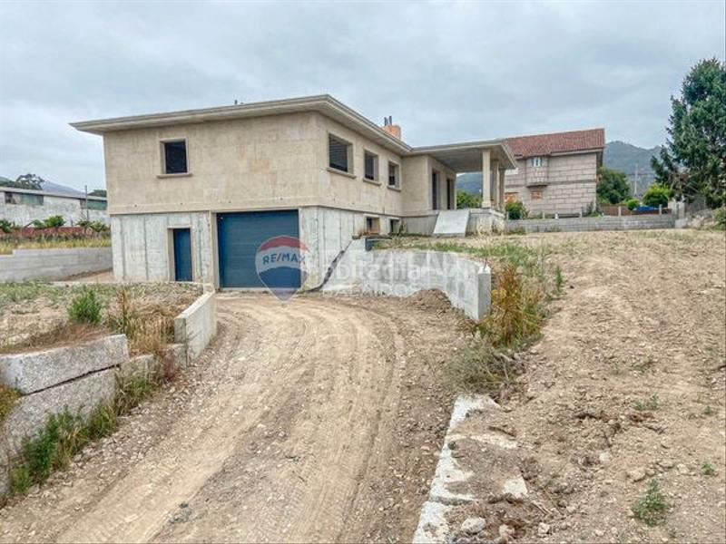Foto e0eea3f7-3207-4459-a5a0-7e261add2f1f. Chalet  en construcción en Priegue Nigrán