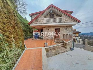 Maison à Mondariz. Reformada a nuevo..