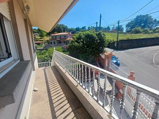 Casa en Rúa fontiñas de abaixo 107. Ideal dos familias..casa con dos viviendas independientes