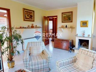 Casa  Fouco. A tan solo 2,6 km. del centro de gondomar ..dos viviendas + jard