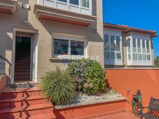 Semi detached house in Rúa do Profesor Hermida