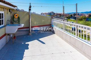 Pis  Camiño do xuncal. !!!..piso von gran terraza y vistas directas al mar.!!!.