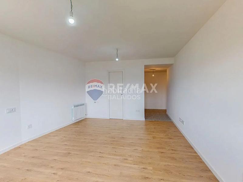 Foto 966b6a45-7ae4-4740-8ff7-5327dc4f9235. Estudio  a estrenar con garaje y trastero en Redondela