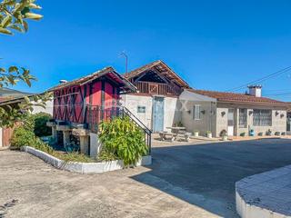 Casa  Lugar entreeidos. Muy cerca de la playa fluvial