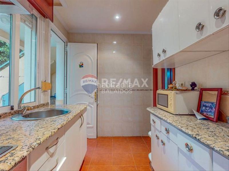 Foto 1e19d129-f263-4907-ba9f-a8a4b4161a70. Casa !!!!.se escuchan ofertas.!!!!......muy cerca de la playa del vao en Vigo