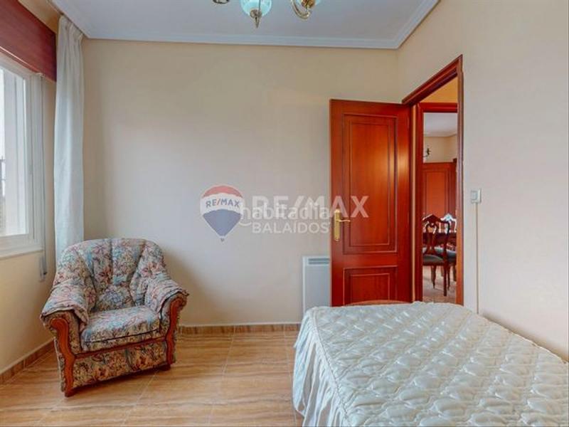 Foto 51db050d-1adc-4c0f-9e32-81020e5c52ad. Casa !!!!.se escuchan ofertas.!!!!......muy cerca de la playa del vao en Vigo