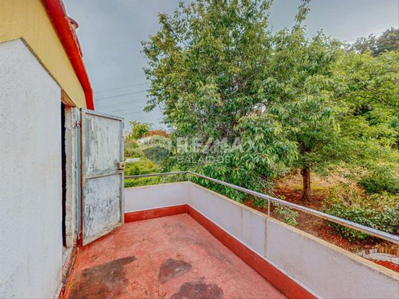 Foto e6340a23-7c0b-48a7-ac9d-d004ca33e6c0. Casa !!!!.se escuchan ofertas.!!!!......muy cerca de la playa del vao en Vigo