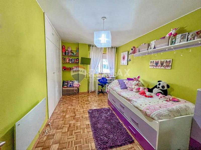 Foto 4eb06bdf-854d-4468-b2c0-f9386f82c64f. Piso a metros del vialia...para entrar a vivir ya... en Vigo