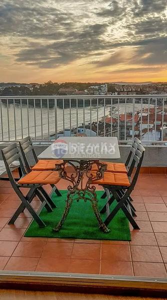 Foto 4fa64e4b-a8e5-42c7-a68f-aa8c0b9156e4. Attique avec chauffage dans Sanxenxo pueblo Sanxenxo