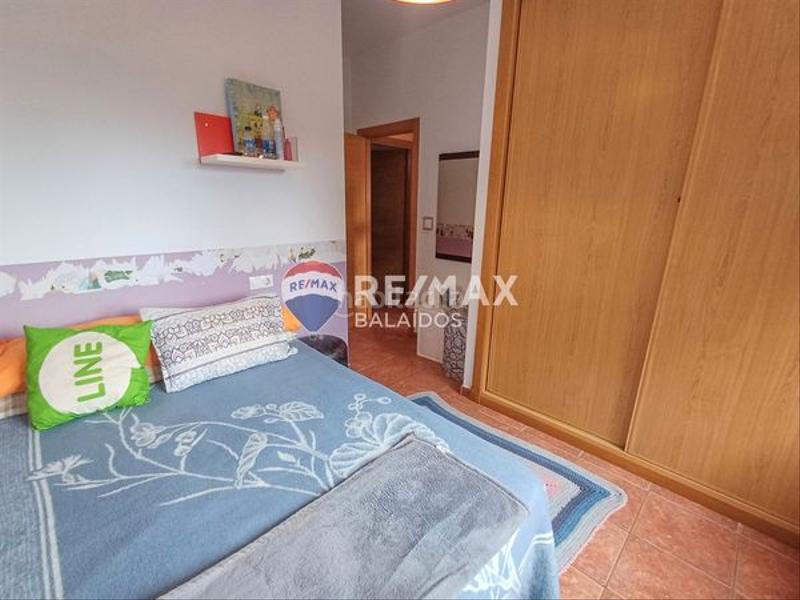Foto a06301f5-35ed-4905-a292-6e62fb5ebb16. Chalet para entrar a vivir..jardín y piscina en Ponteareas