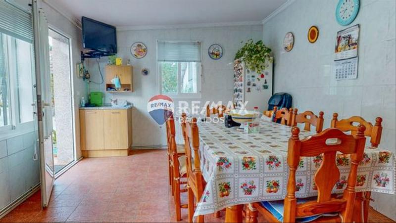 Foto 7f784513-33bf-418c-b616-4ec122c0154a. Casa  con ascensor .. en Ponteareas