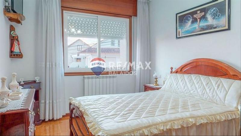 Foto 7fc5e3fd-e284-4346-9e1c-7cf990b04b7d. Casa  con ascensor .. en Ponteareas