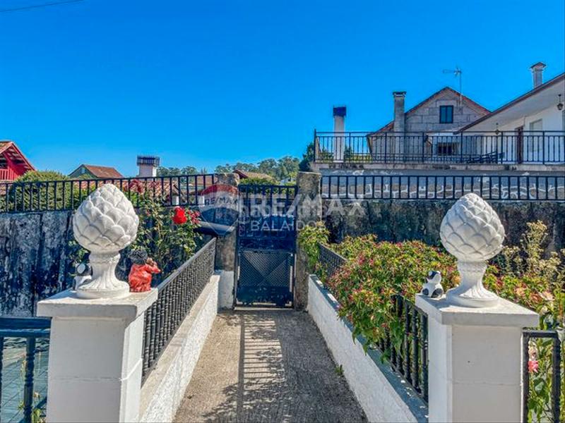 Foto 8a58aef3-c877-4bed-bfc4-a1e1e87af73e. Casa  con ascensor .. en Ponteareas