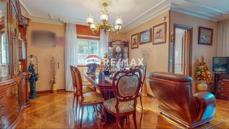 Foto 8d7a8c87-3c18-4b5d-968b-450e669e96cb. Casa  con ascensor .. en Ponteareas