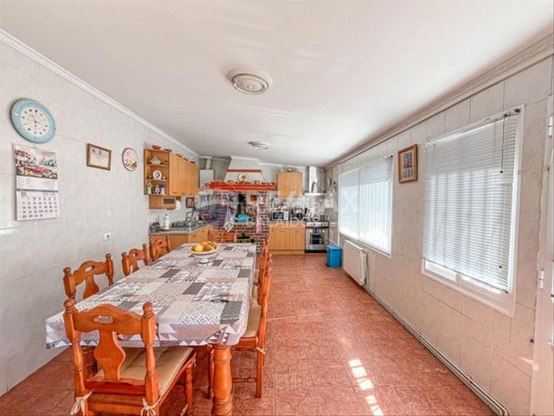 Foto baa888bb-4115-4849-8928-b9587f5d0482. Casa  con ascensor .. en Ponteareas