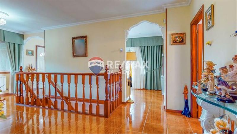 Foto c3a2c138-242a-4f7d-a7b9-2837d2e8f833. Casa  con ascensor .. en Ponteareas