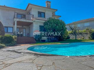 Chalet in Tui. Impecable chalet a a 25 minutos de vigo