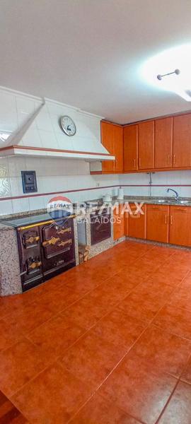 Foto 1a4c9f12-423a-4160-b958-114caf3d3598. Casa en Arbo