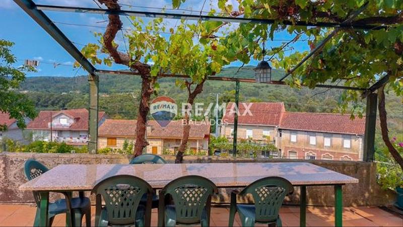 Foto ea084dea-839f-4136-b03a-07c10149d011. Casa en Arbo