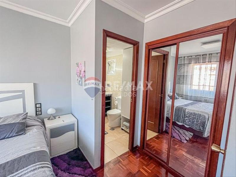 Foto 0835faab-5a9d-411d-b9c4-0406a5a7c171. Piso para entrar a vivir ..todo exterior y muy luminoso en Vigo