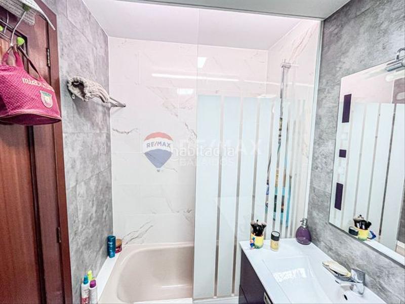 Foto cca59cc9-9bee-46eb-9a6f-f928cd3b09c5. Piso para entrar a vivir ..todo exterior y muy luminoso en Vigo
