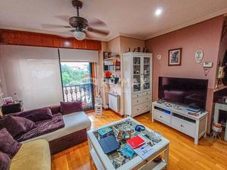 Duplex  Rúa de roade. Muy cerca de la playa