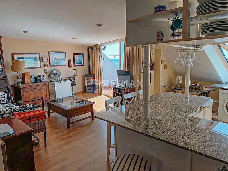 Foto d9bdb28c-9dcc-44f0-ac98-0ae2b80e66ac. Penthouse with heating in Sanxenxo pueblo Sanxenxo