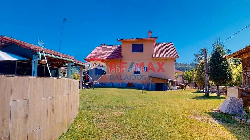 Foto 4bc12ec4-1b9e-4fd4-a0ad-4cffa0159b8b. Casa en Ponteareas