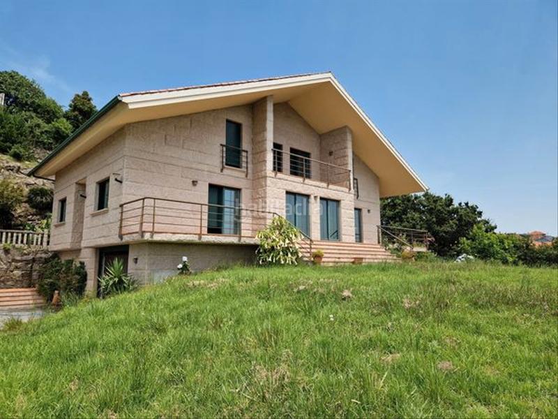Foto 3223498d-3b53-49b2-8263-7474ba074793. Chalet exclusivo chalet con vistas al mar en Moaña