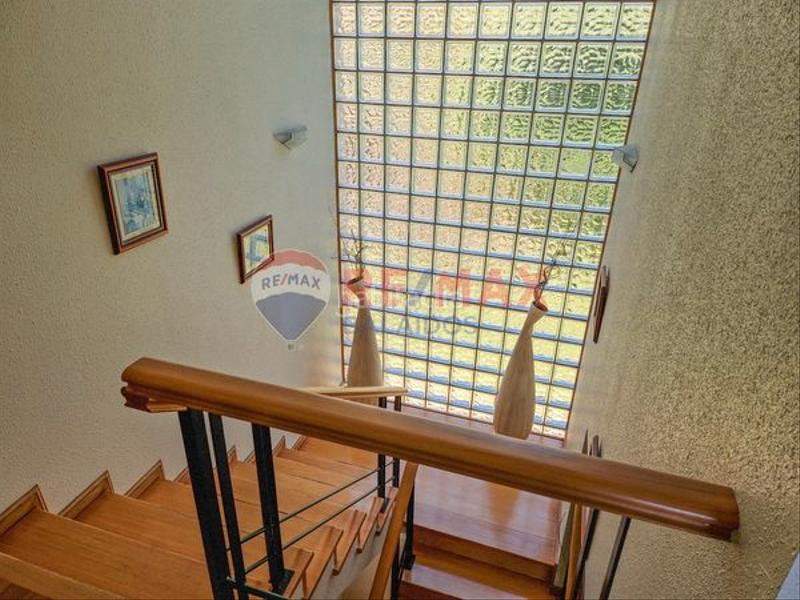 Foto e628a5ba-8089-4606-95dc-76da4aeedc35. Chalet exclusivo chalet con vistas al mar en Moaña