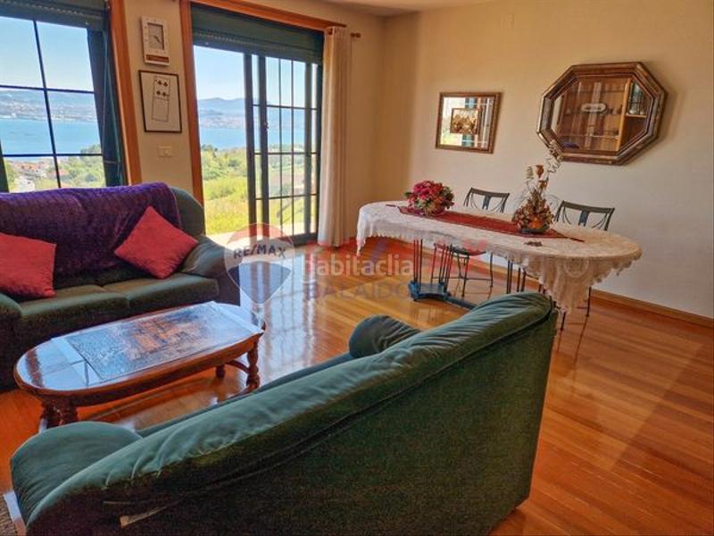 Foto ed872525-33f7-4234-8009-ea3a30613220. Chalet exclusivo chalet con vistas al mar en Moaña