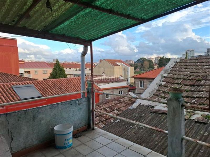 Foto d1cf9a87-e4c9-448c-830a-f2d489668ba0. Casa a reformar integramente en Coia Vigo